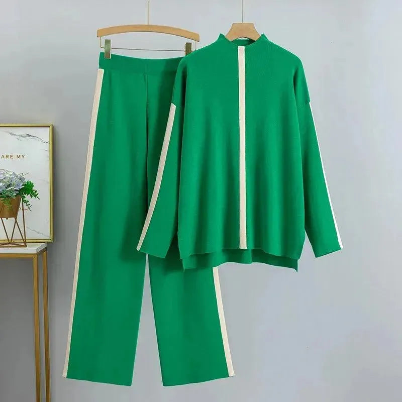 Women's knitted tracksuit set Florrie in Green – product view