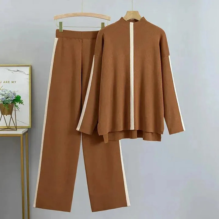 Women's knitted tracksuit set Florrie in Brown – product view