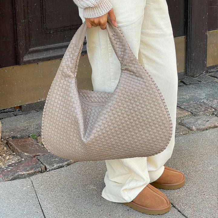 Amalia Textured Tote Bag