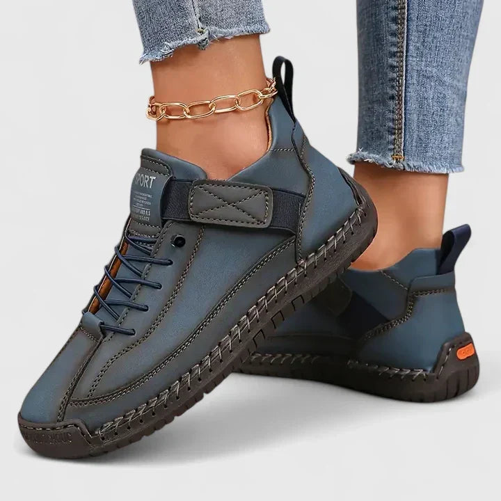 Women's lace up trainers Yvie in Dark Blue – side view