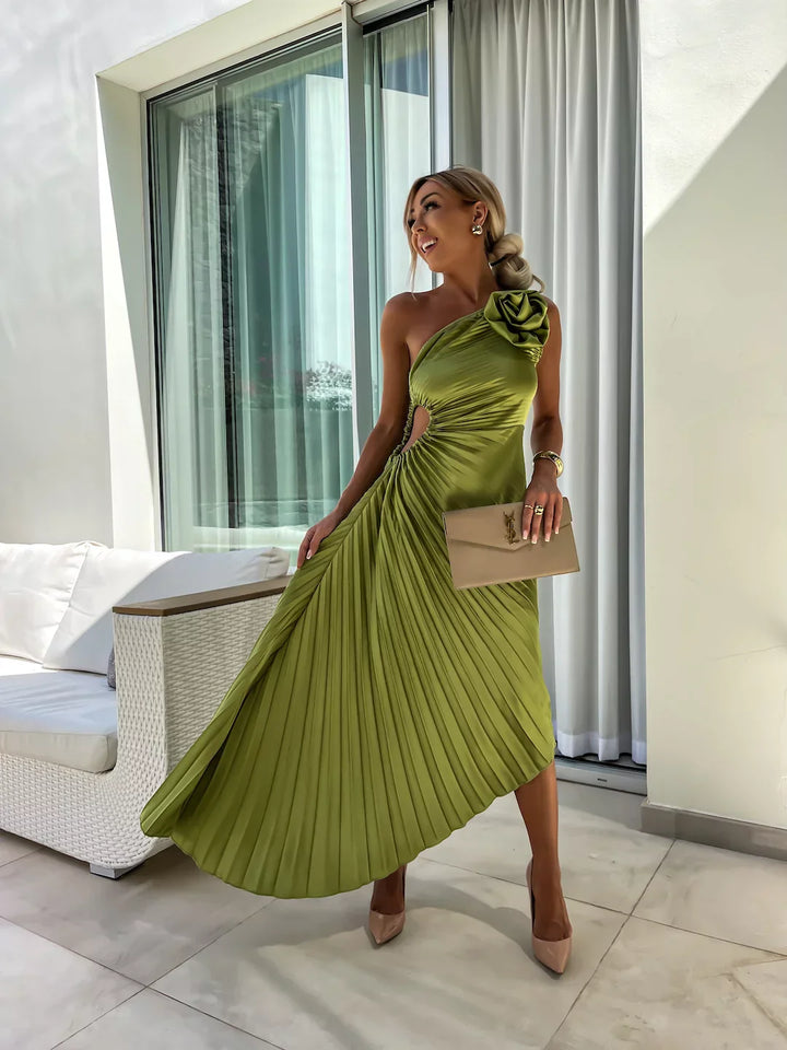Lizbeth - Flower Shoulder Maxi Dress