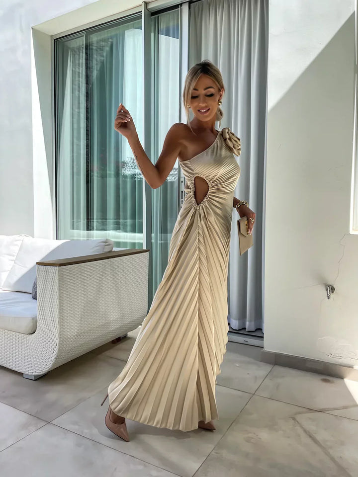 Lizbeth - Flower Shoulder Maxi Dress