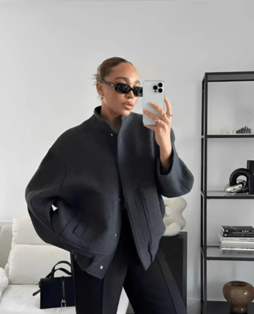 Women's oversized bomber jacket Betsy in Dark Grey – mirror view