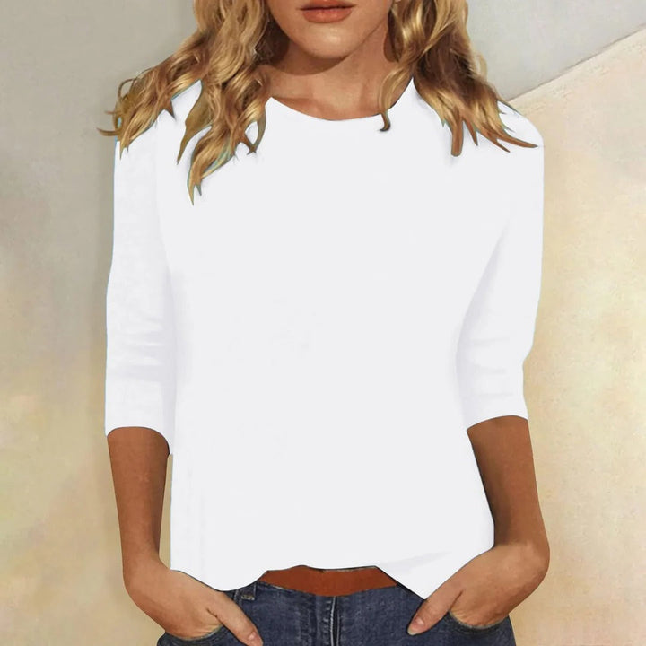 Eowyn - Women's fine knit crew neck top in White – front view