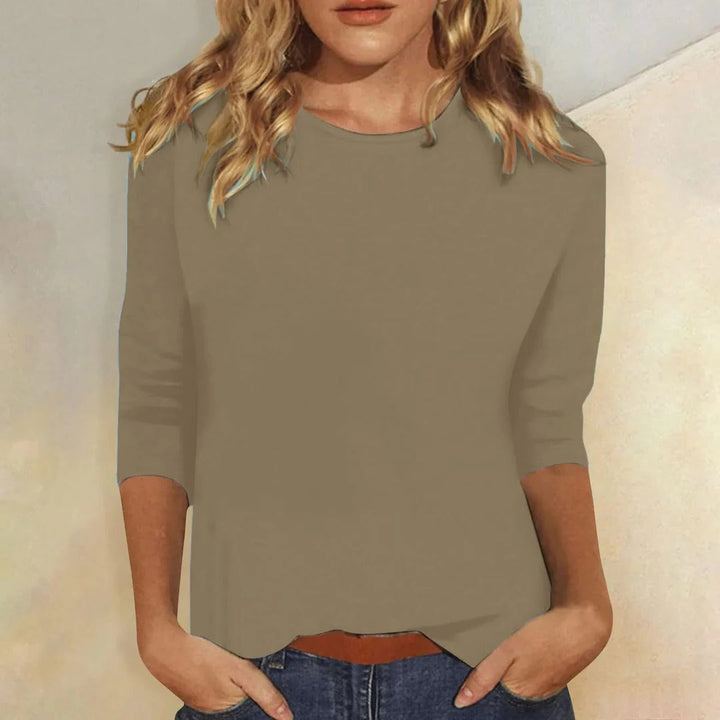 Eowyn - Women's fine knit crew neck top in Khaki – front view