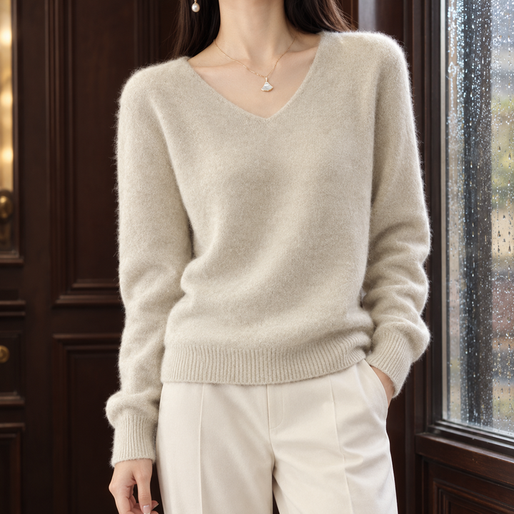 Women's Brushed Wool Relaxed V-Neck Jumper – Connie – Light Beige – front view