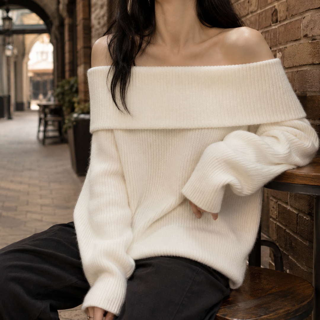 Dorothy - Women's off-shoulder jumper in White – front view