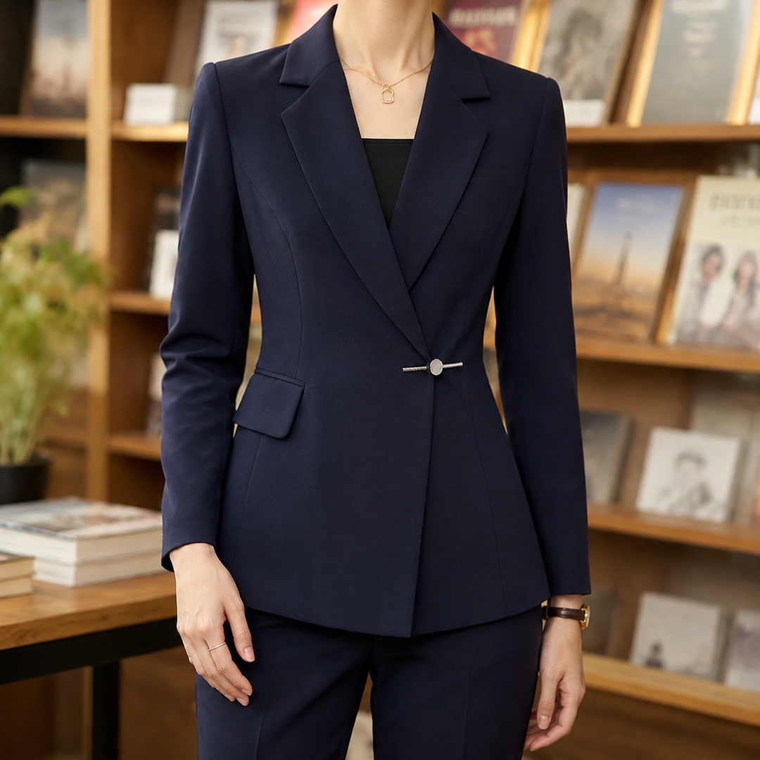 Women's Wrap-Front Fitted Blazer with Bar Clasp – Wincanton – Blue – front view