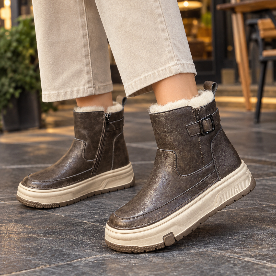 Ravenglass women's plush-lined platform ankle boots in Dark Brown – side view