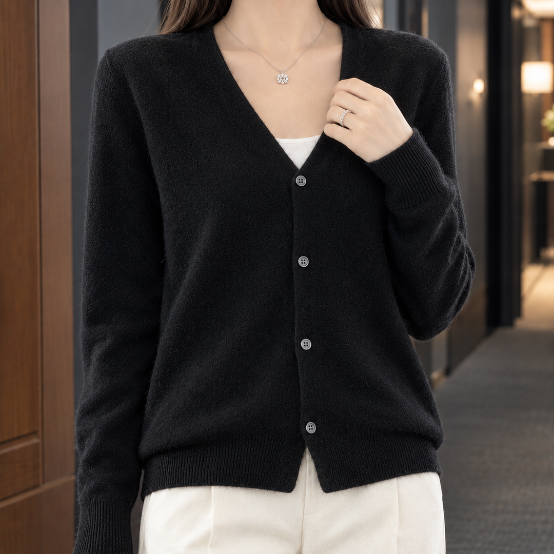 Fflur - Women's fine wool cardigan in Black – close-up front view