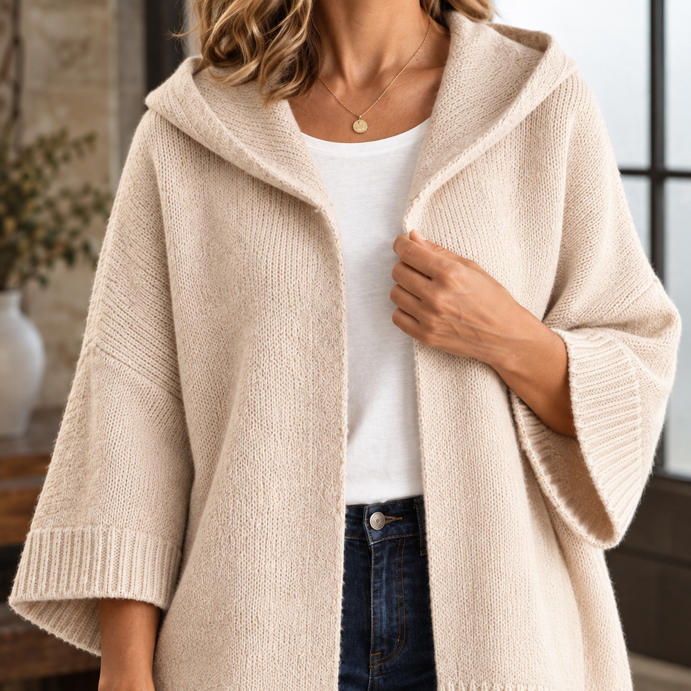 Brenna - Women's hooded knit cardigan in Beige – close-up of hood