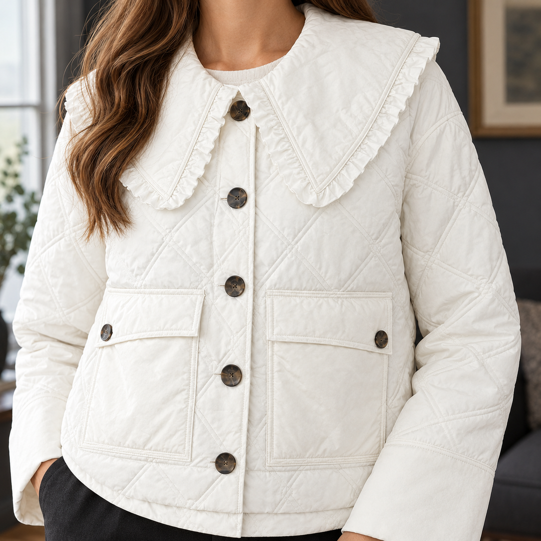 Chepstow women's quilted jacket in White – ruffled collar close-up