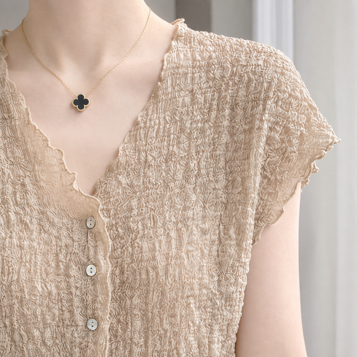 Women's crinkle knit cardigan Trudy in Camel – neckline detail
