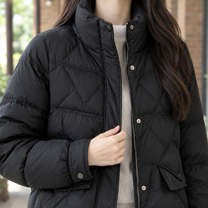 Sudbury women's quilted jacket in Black – close-up front view of collar and quilting