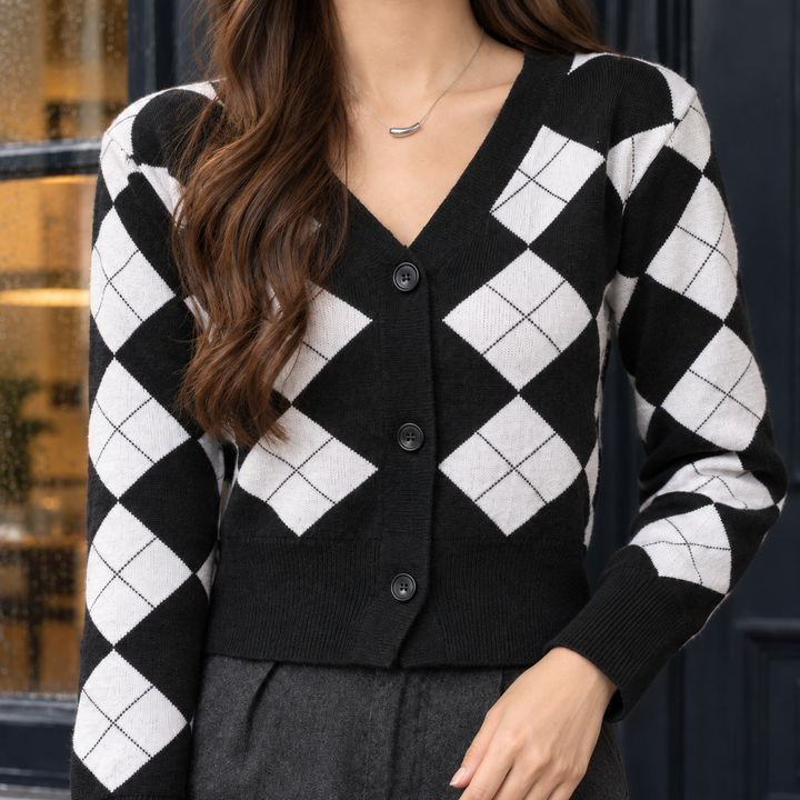 Agatha - Women's argyle cardigan in Black – close-up view