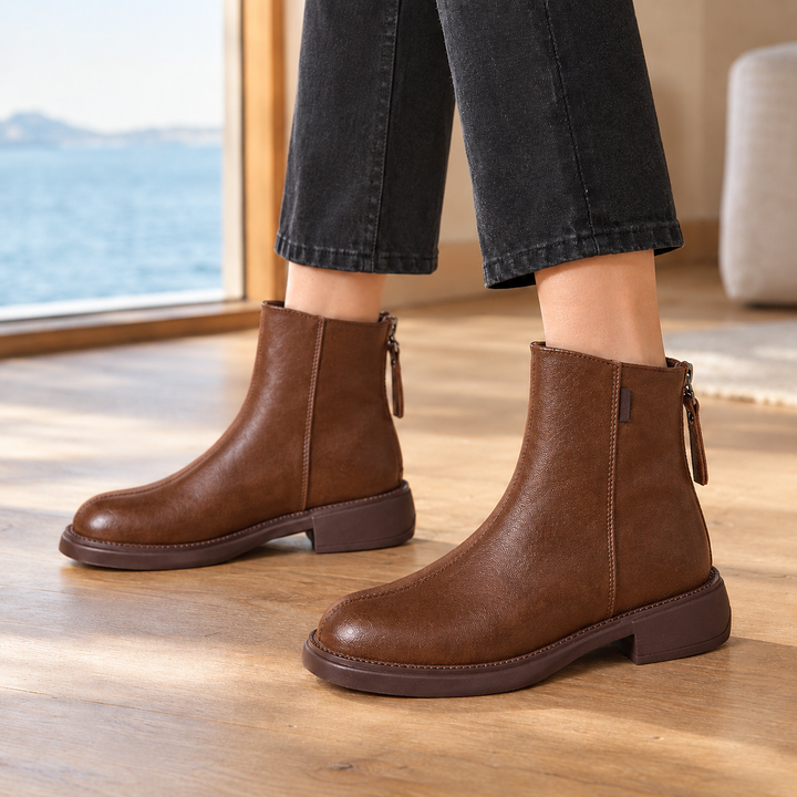 Thirlmere women's leather ankle boots in Brown – side view