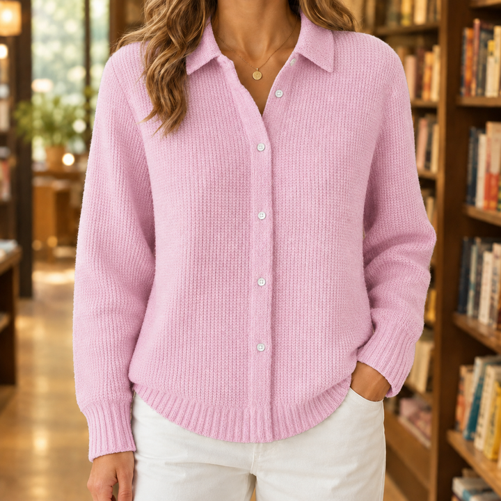 Annette - Women's collared button-through cardigan in Pink – front view