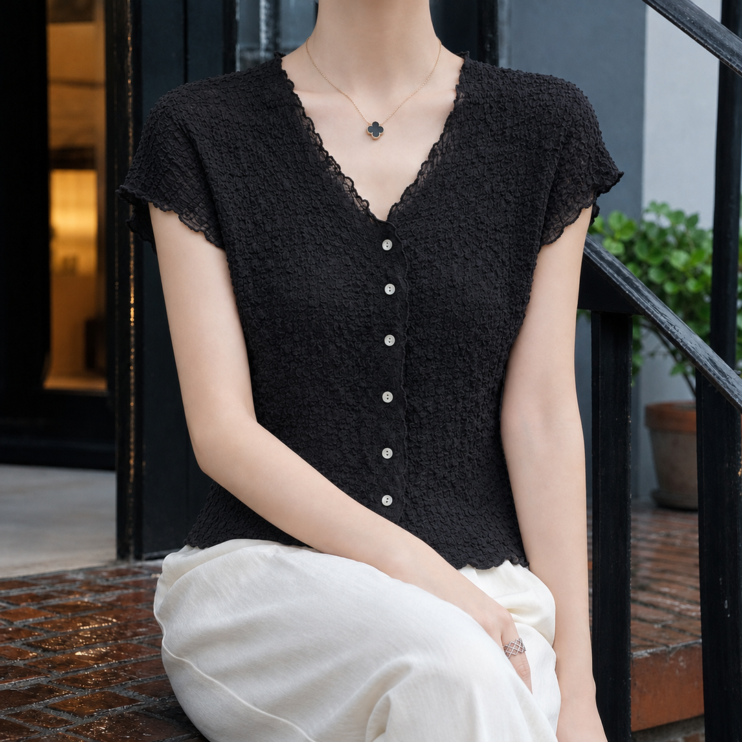 Women's crinkle knit cardigan Trudy in Black – front view