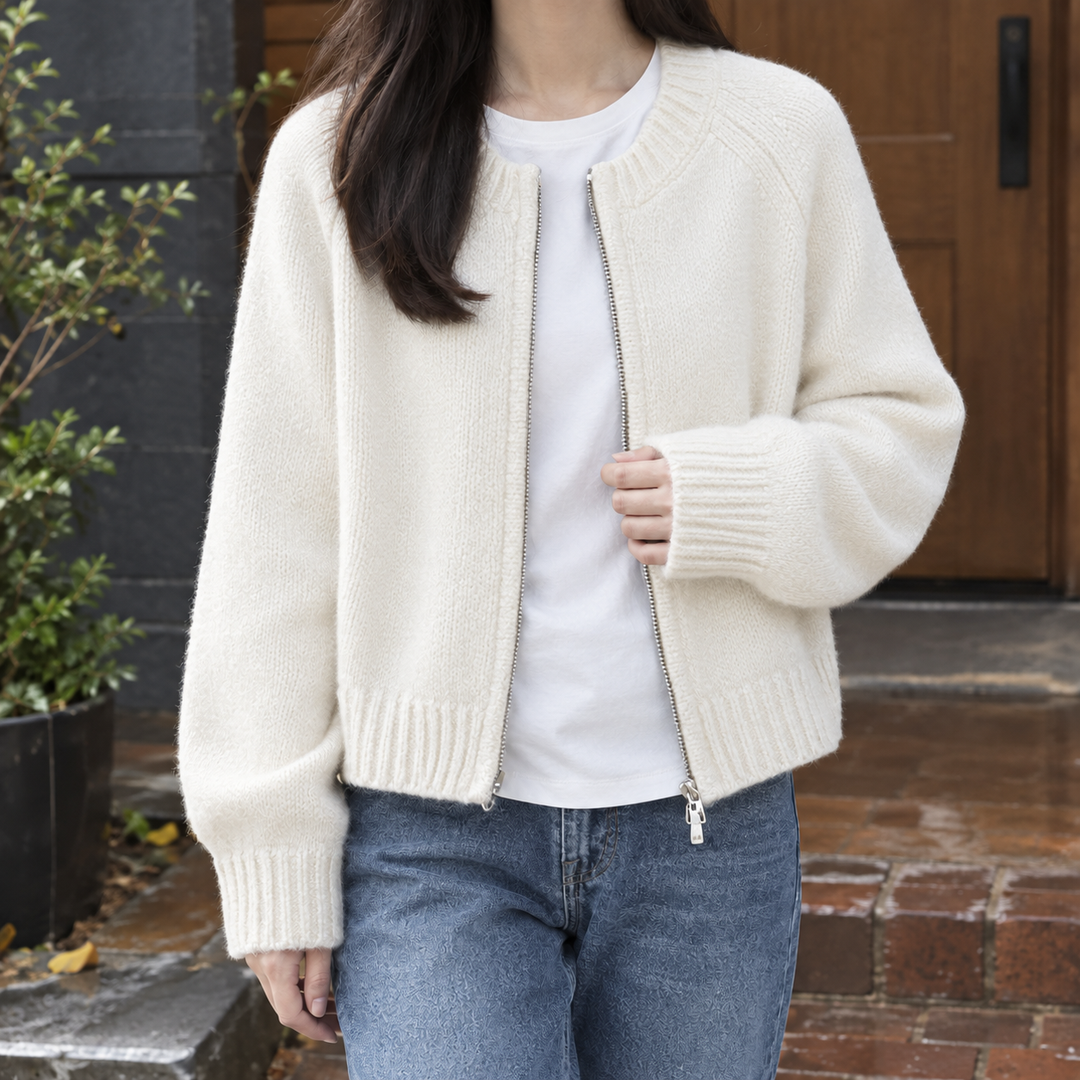 Women's Cropped Chunky Knit Zip-Up Cardigan – Sioned – White – front view