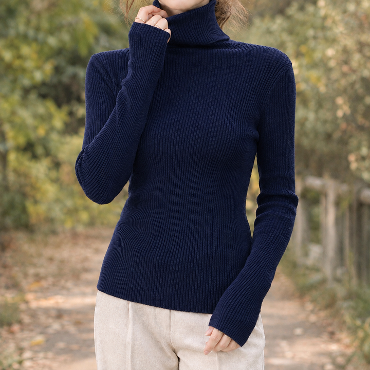Carole - Women's ribbed roll neck jumper in Navy – front view