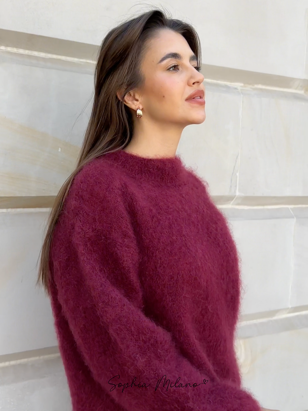 Women's fluffy knit crew neck jumper Darcey in Burgundy – side view